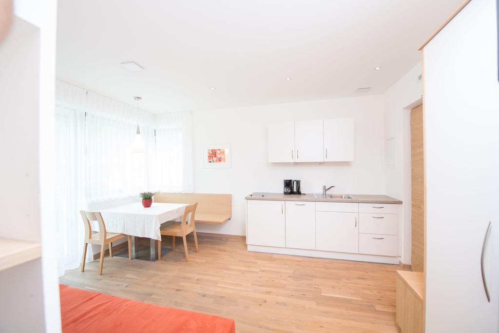 Apartment Edelweiss Brunico Room photo