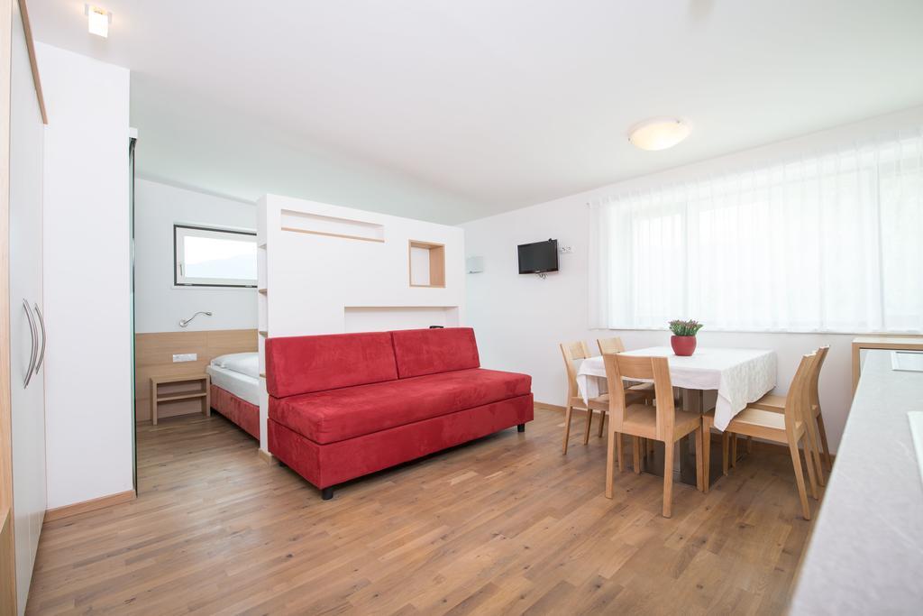 Apartment Edelweiss Brunico Room photo