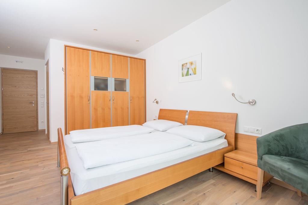 Apartment Edelweiss Brunico Room photo